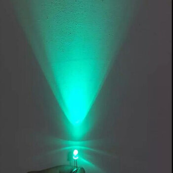 LED高亮度，点亮新时代的璀璨之光！