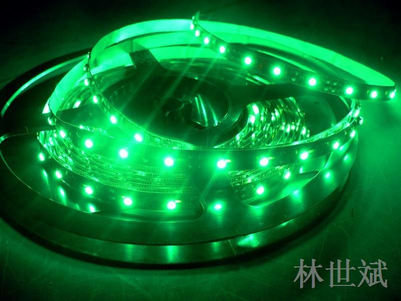 LED配光下的温馨时光