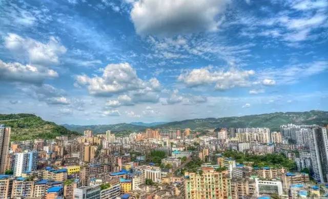 四川，美食、友情与家的温馨日常故事